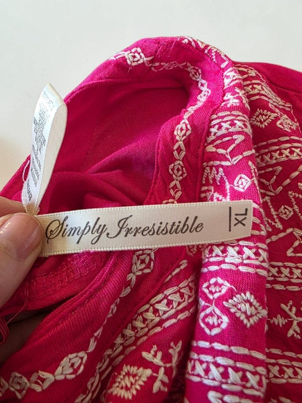 Simply Irresistible Embroidered Boho Tunic Top XL - Picture 8 of 13